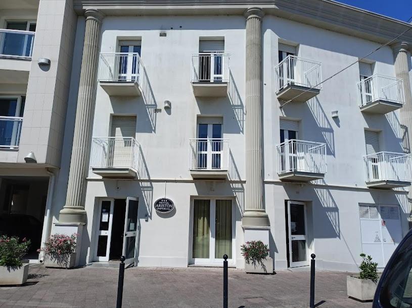 Hotel Ariston Imperial Porto Garibaldi Bagian luar foto