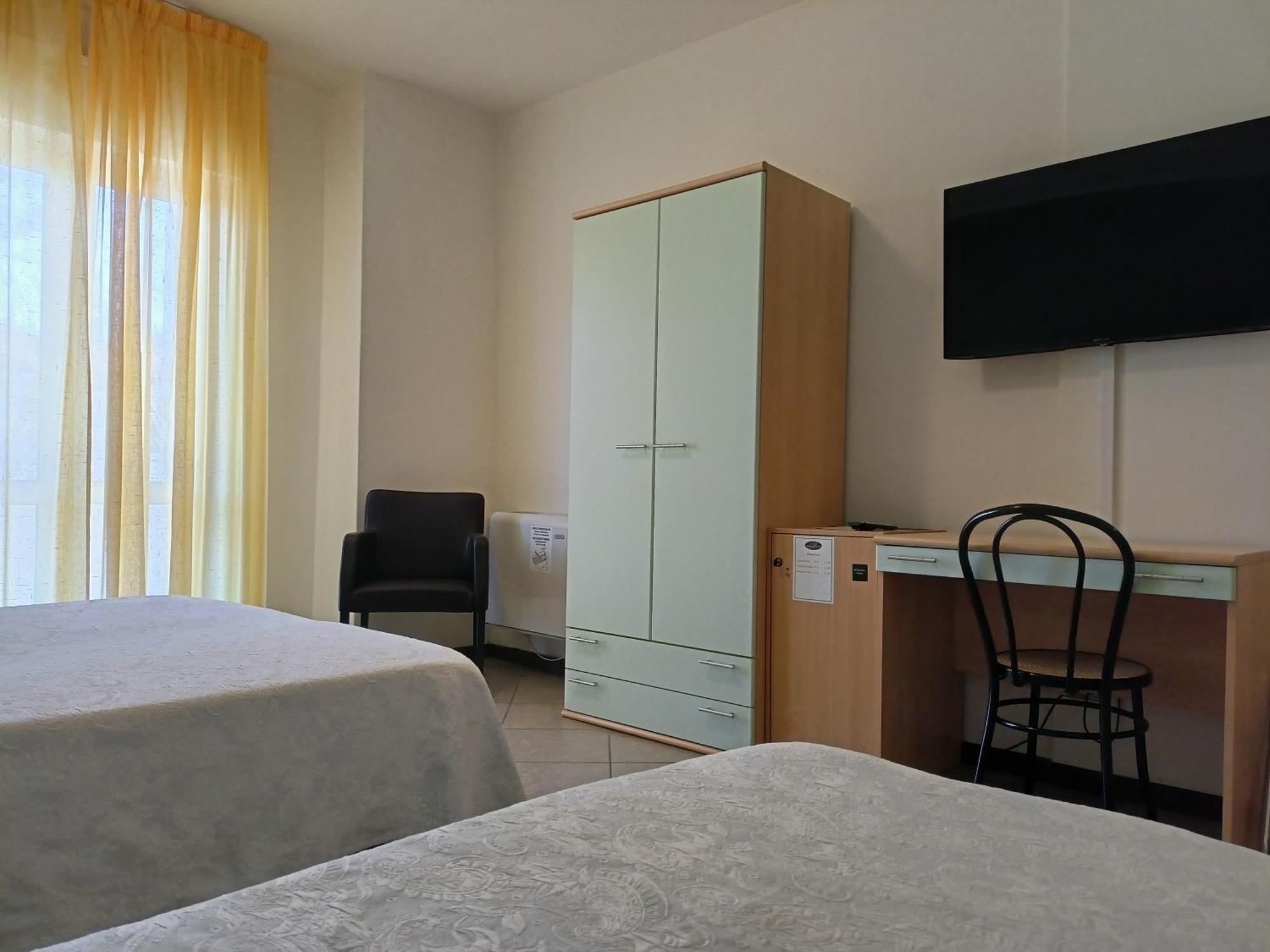 Hotel Ariston Imperial Porto Garibaldi Bagian luar foto