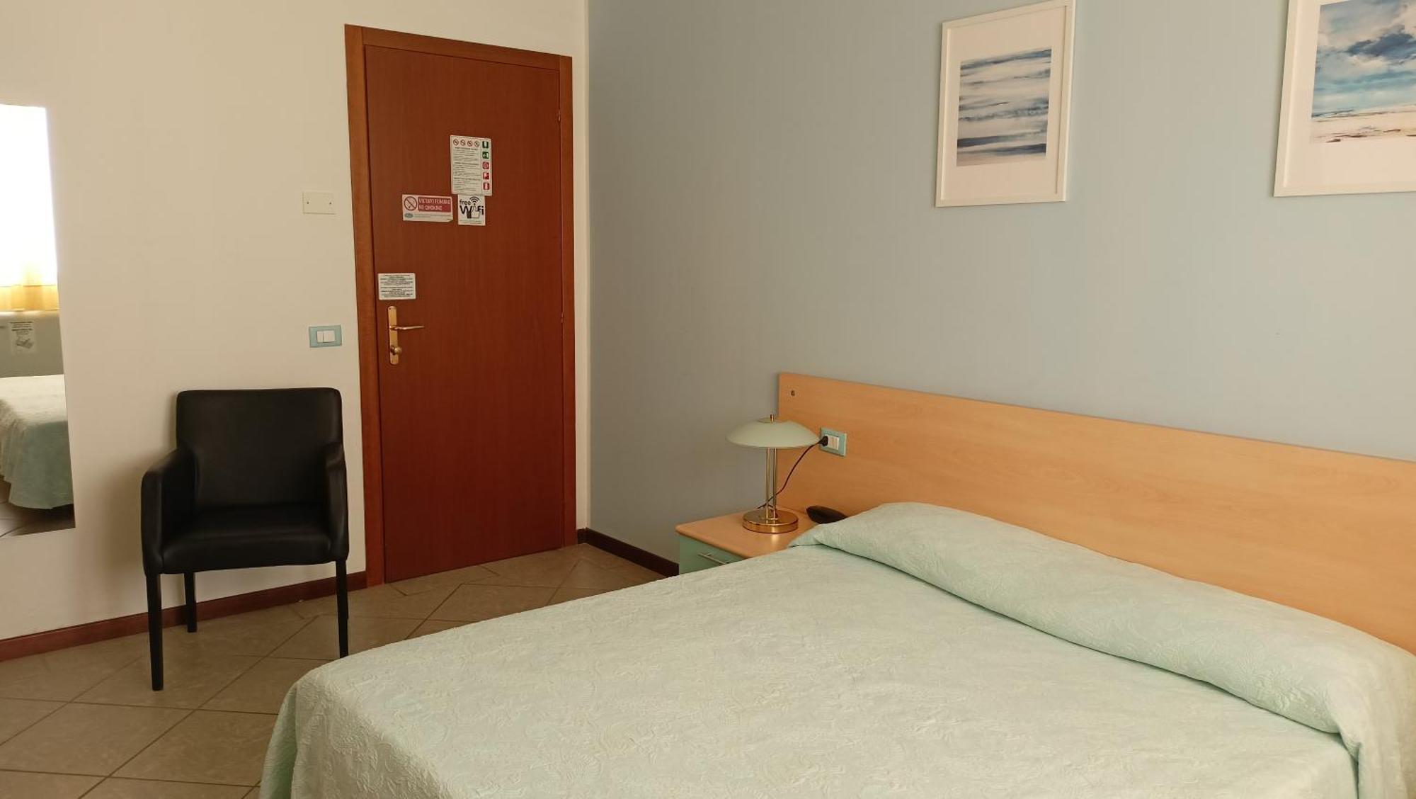 Hotel Ariston Imperial Porto Garibaldi Bagian luar foto